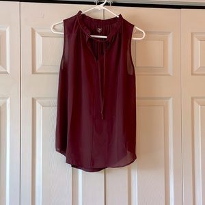 LOFT- Ladies red sleeveless blouse